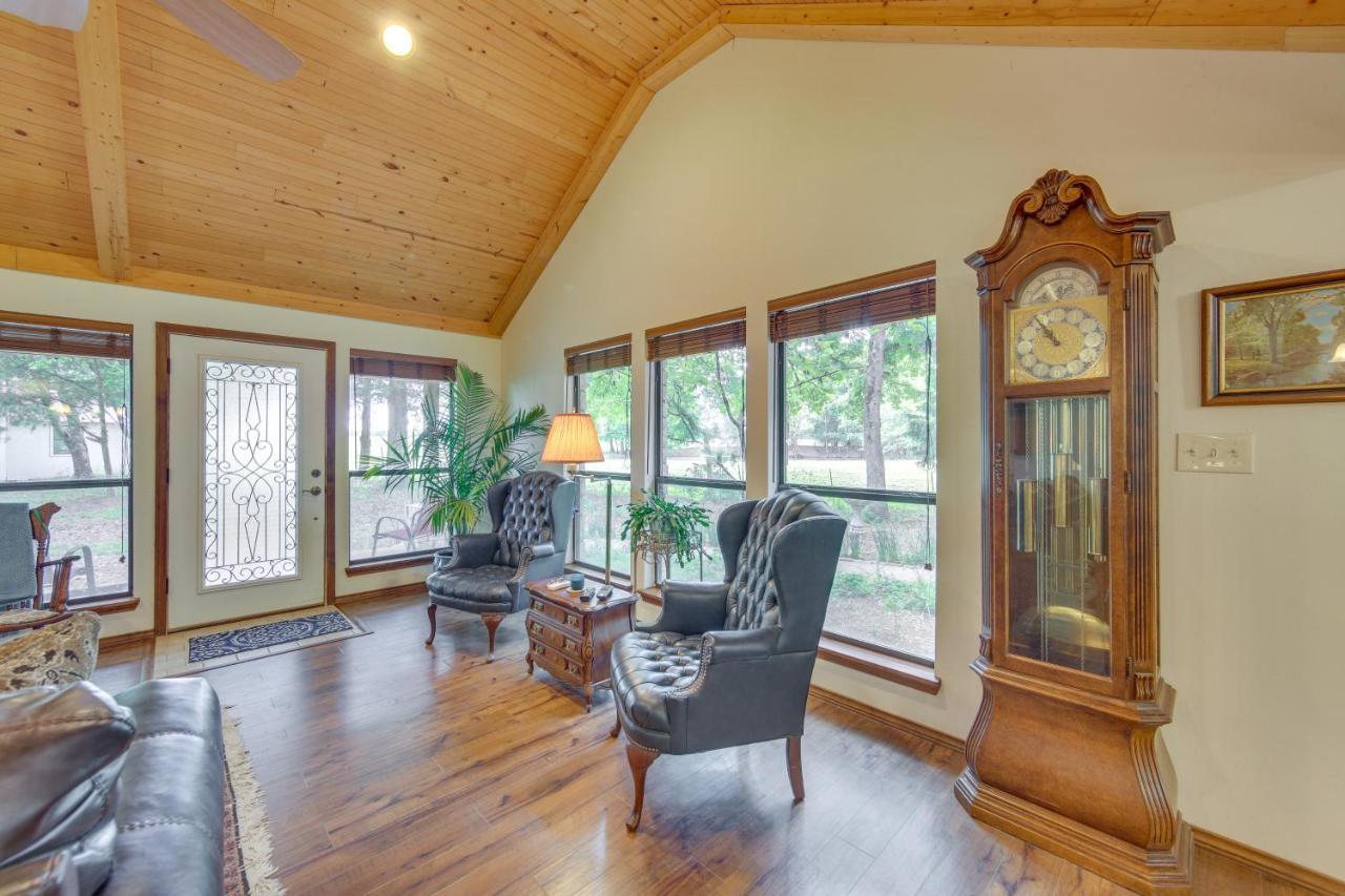 Dog-Friendly Wills Point Home With Grill On 10 Acres Canton Exterior photo