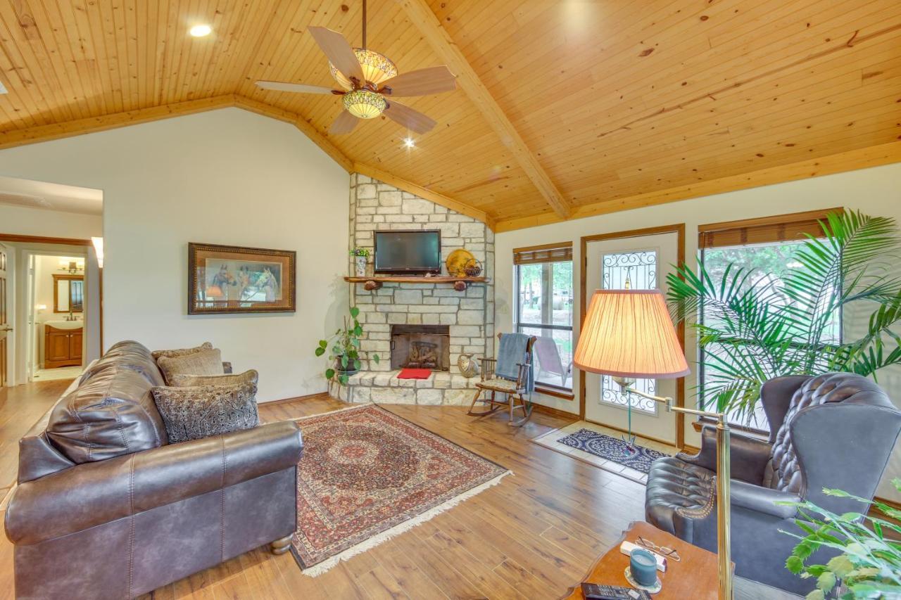 Dog-Friendly Wills Point Home With Grill On 10 Acres Canton Exterior photo