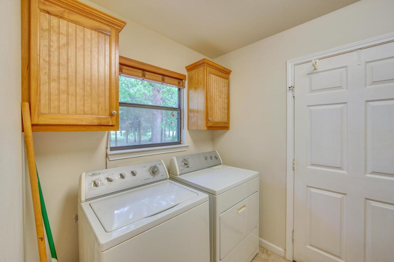 Dog-Friendly Wills Point Home With Grill On 10 Acres Canton Exterior photo